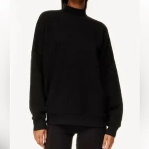 TNA Cozy Fleece Mega Fit